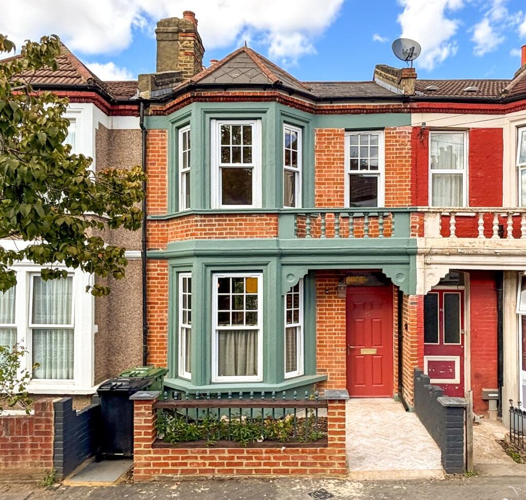 3 bedroom terraced house for sale in Murillo Road, London, SE13