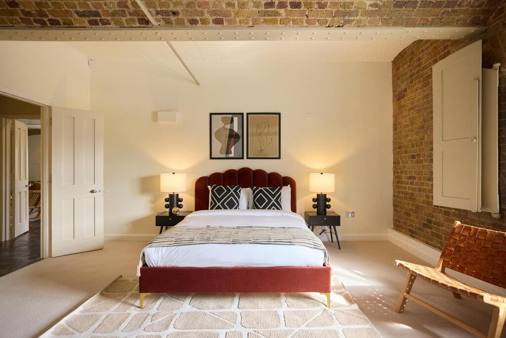 4 bedroom apartment for sale in Ivory House, St Katharine Docks, London E1W
