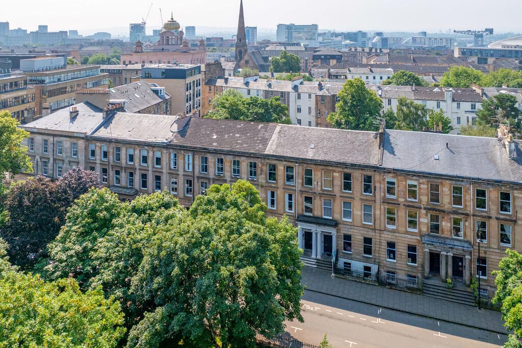 3 bedroom flat for sale in 4 Royal Terrace, Kelvingrove, G3