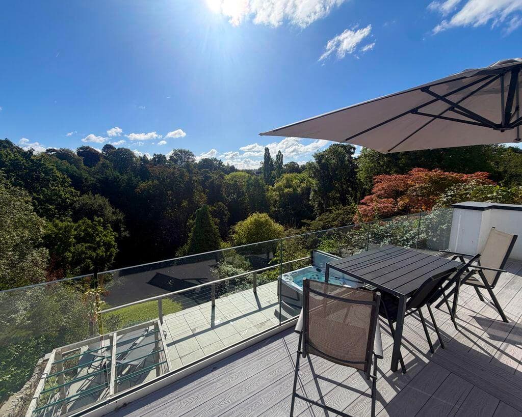 5 bedroom link detached house for sale in Pitchcombe Gardens | Coombe Dingle, BS9