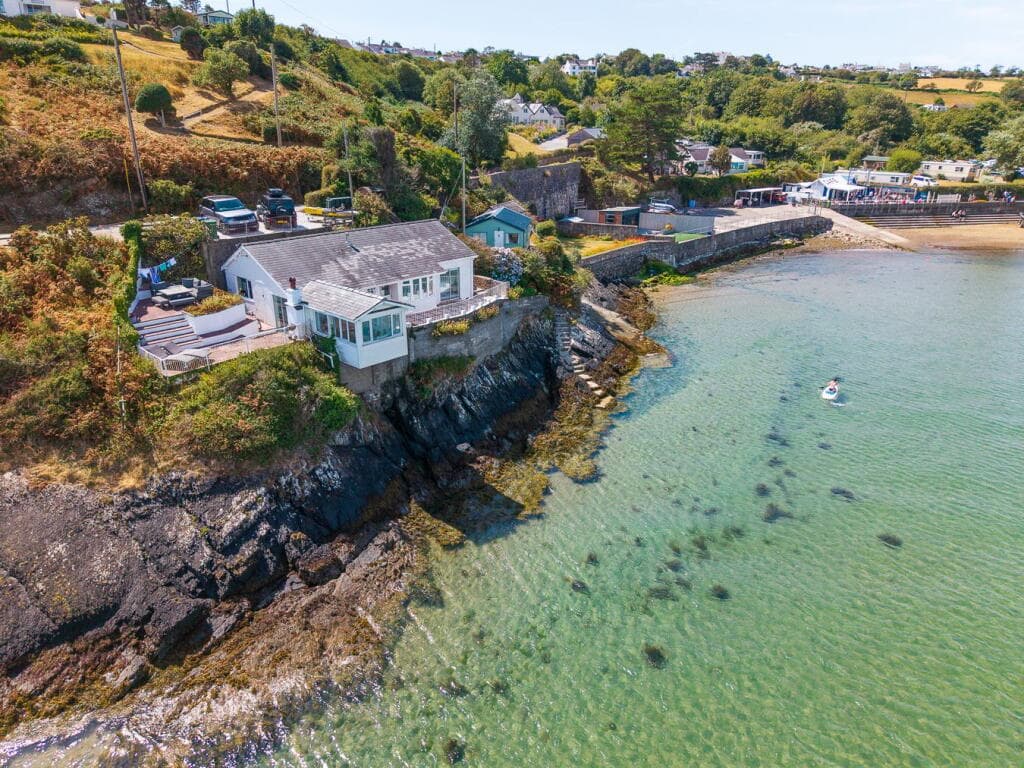 4 bedroom detached house for sale in Bwlchtocyn, Pwllheli, LL53
