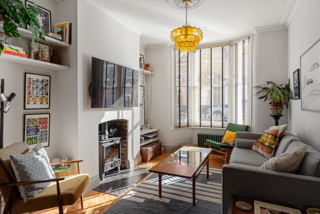 3 bedroom terraced house for sale in Azof Street Greenwich SE10