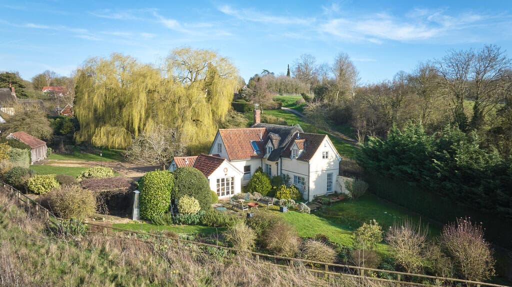 4 bedroom cottage for sale in Ousden, Newmarket, Suffolk, CB8