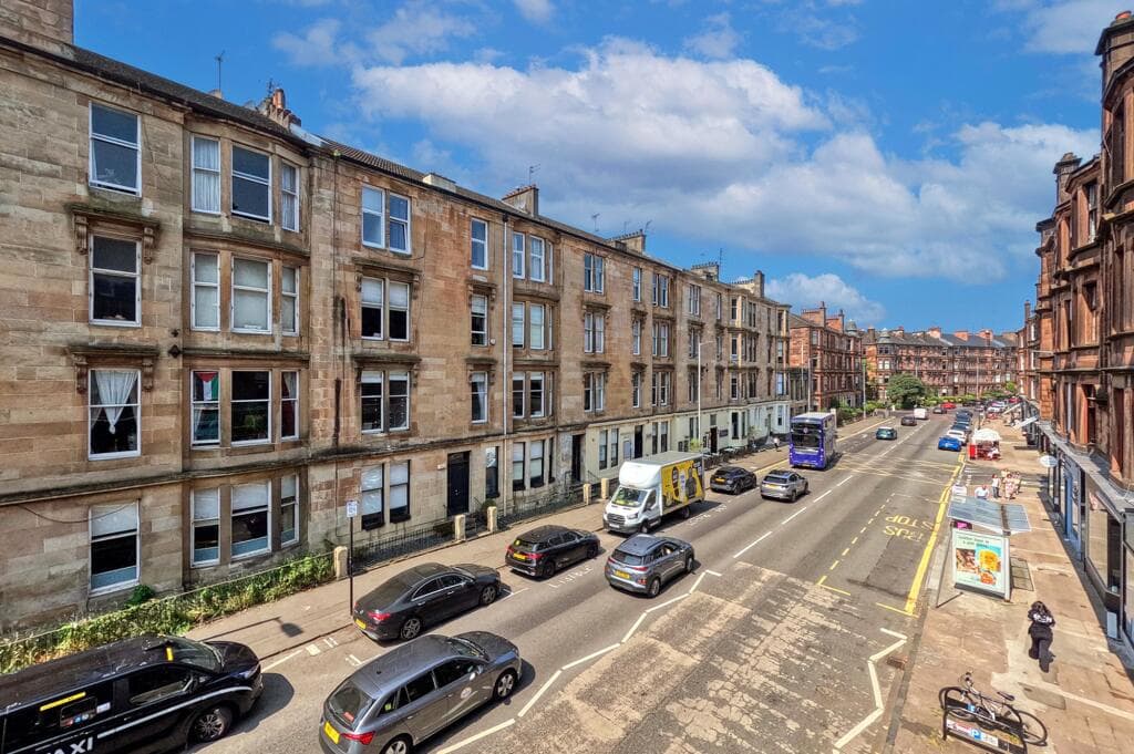 3 bedroom apartment for sale in Hyndland Road, Hyndland, Glasgow, G12