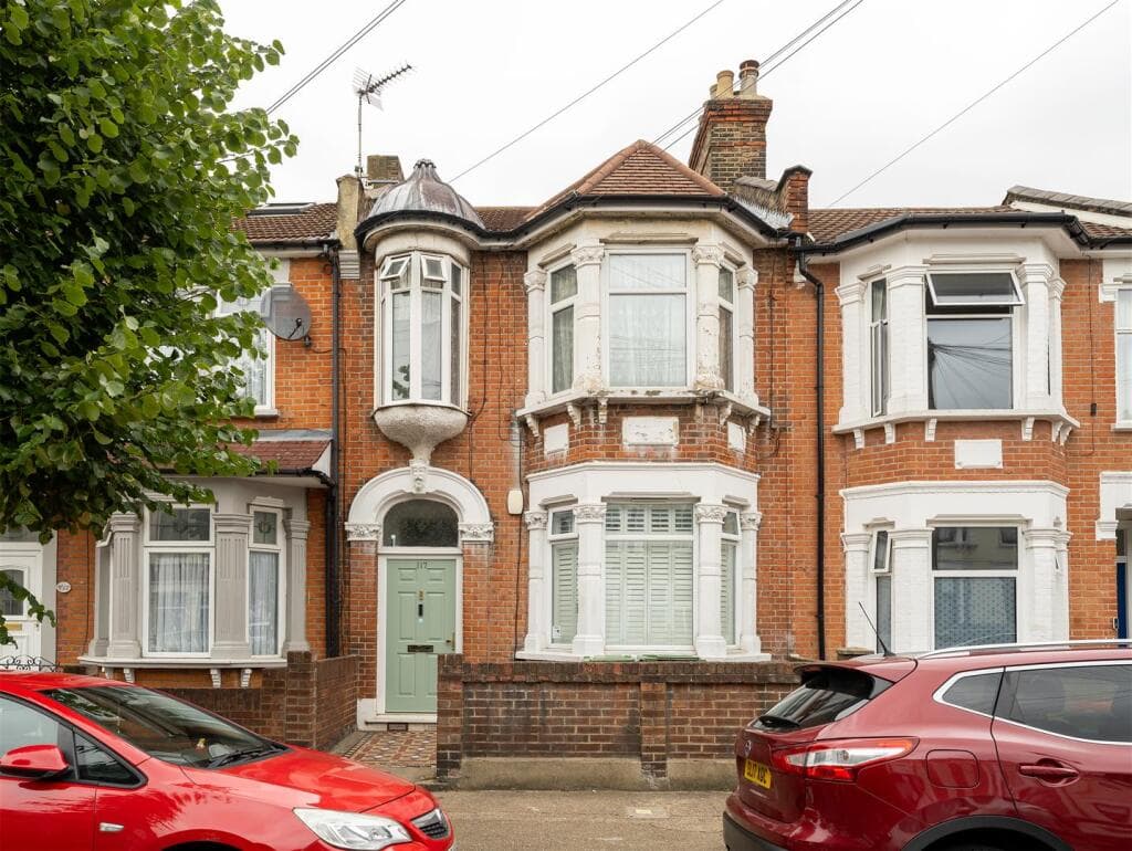 3 bedroom apartment for sale in Sixth Avenue, Manor Park, E12