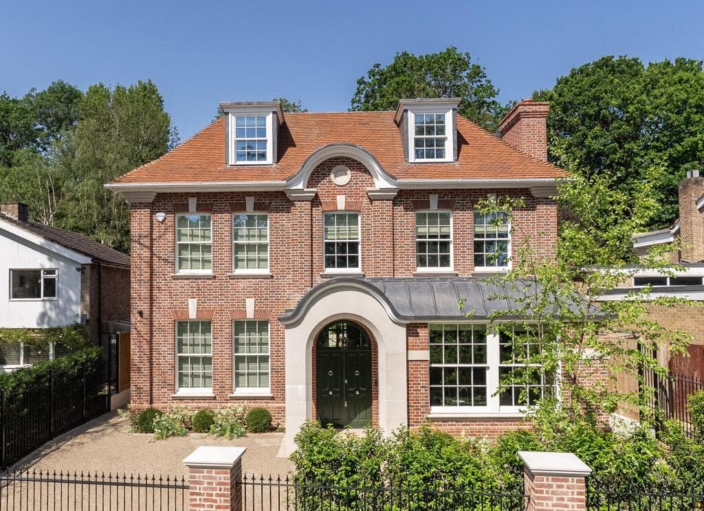 5 bedroom detached house for sale in Seymour Road, Wimbledon, London SW19