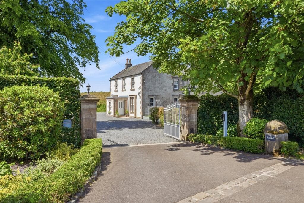 4 bedroom detached house for sale in Boghall, Gateside, Beith, North Ayrshire, KA15
