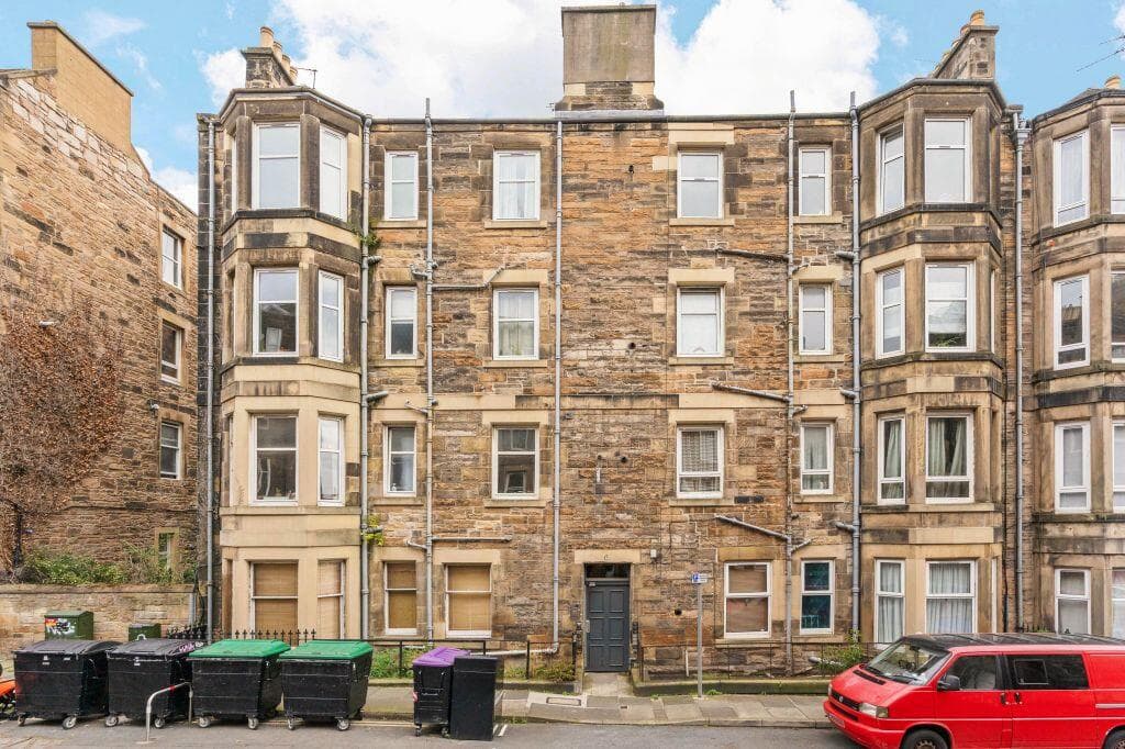 2 bedroom flat for sale in 14 (3F3) Cambusnethan Street, Meadowbank, Edinburgh, EH7 5UA, EH7
