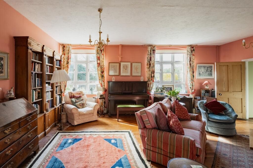 6 bedroom detached house for sale in The Common, Swardeston, Norwich, NR14