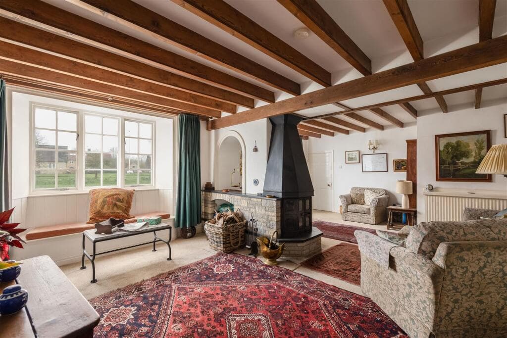 3 bedroom character property for sale in Riverside, Sinnington, York, YO62