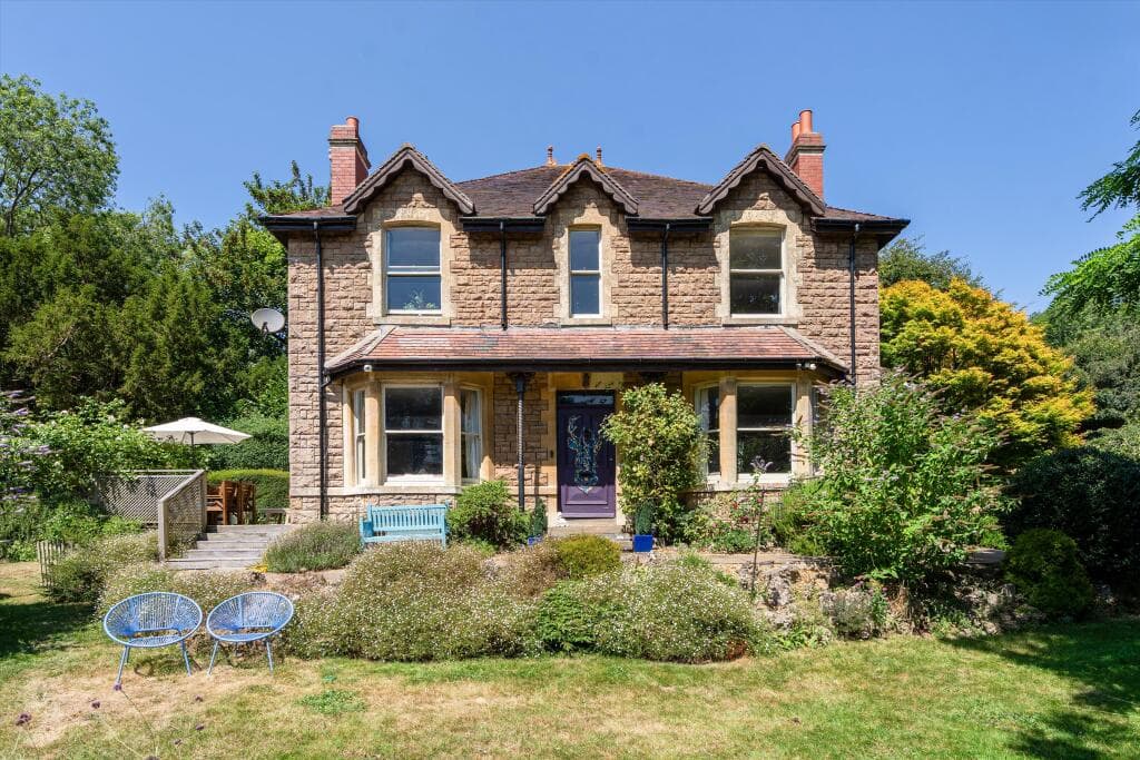 4 bedroom detached house for sale in Walton Street, Walton-in-Gordano, Clevedon, Somerset BS21