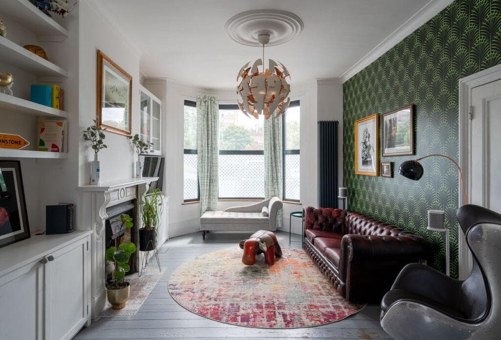 4 bedroom terraced house for sale in Kingswood Road, Upper Leytonstone, London, E11