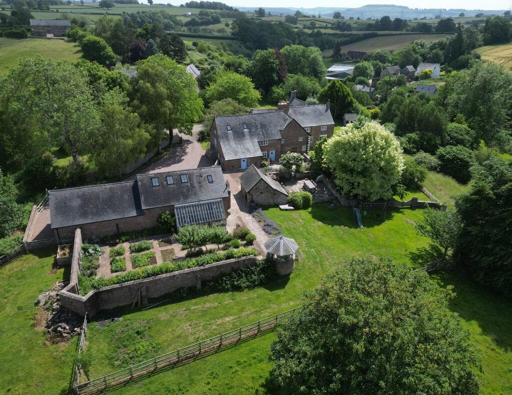 6 bedroom detached house for sale in Llangarron, Ross-On-Wye, HR9 6NH, HR9