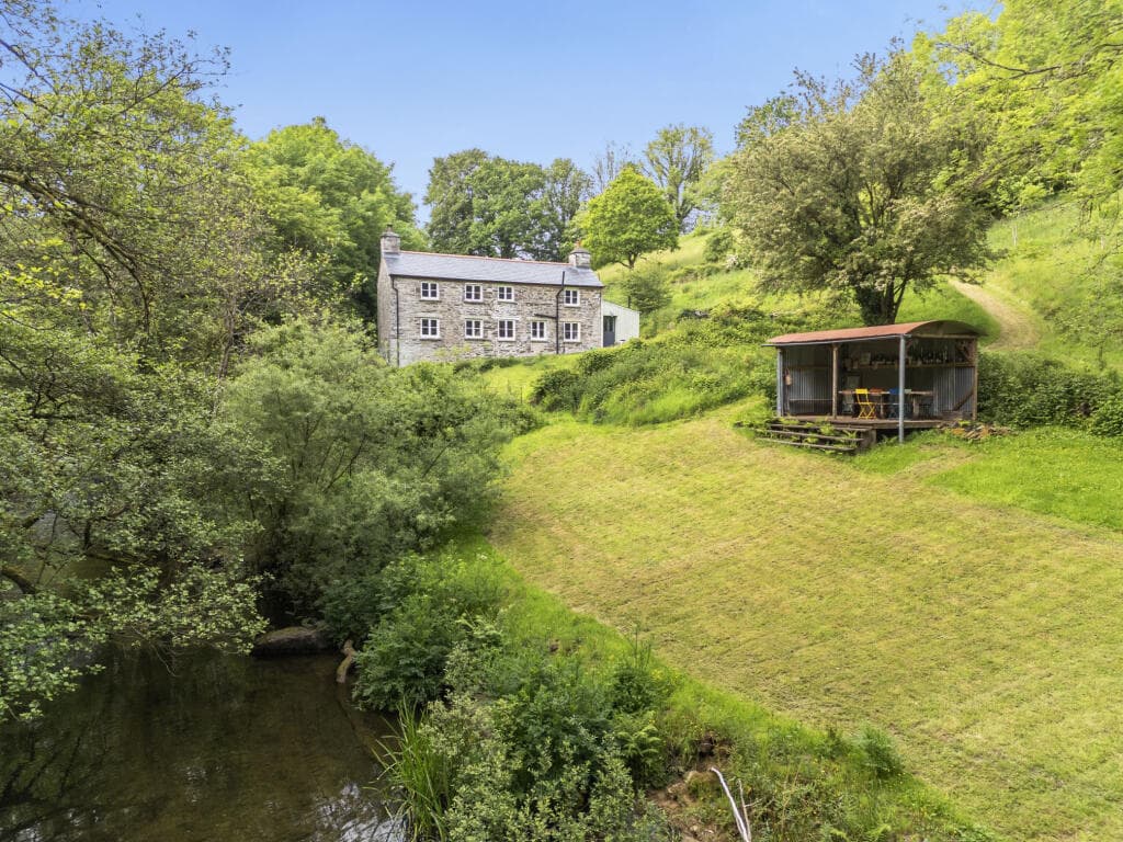 2 bedroom detached house for sale in Rilla Mill, Callington, Cornwall, PL17