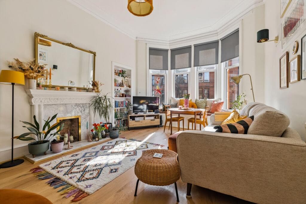 2 bedroom apartment for sale in Woodford Street, Shawlands, Glasgow, G41