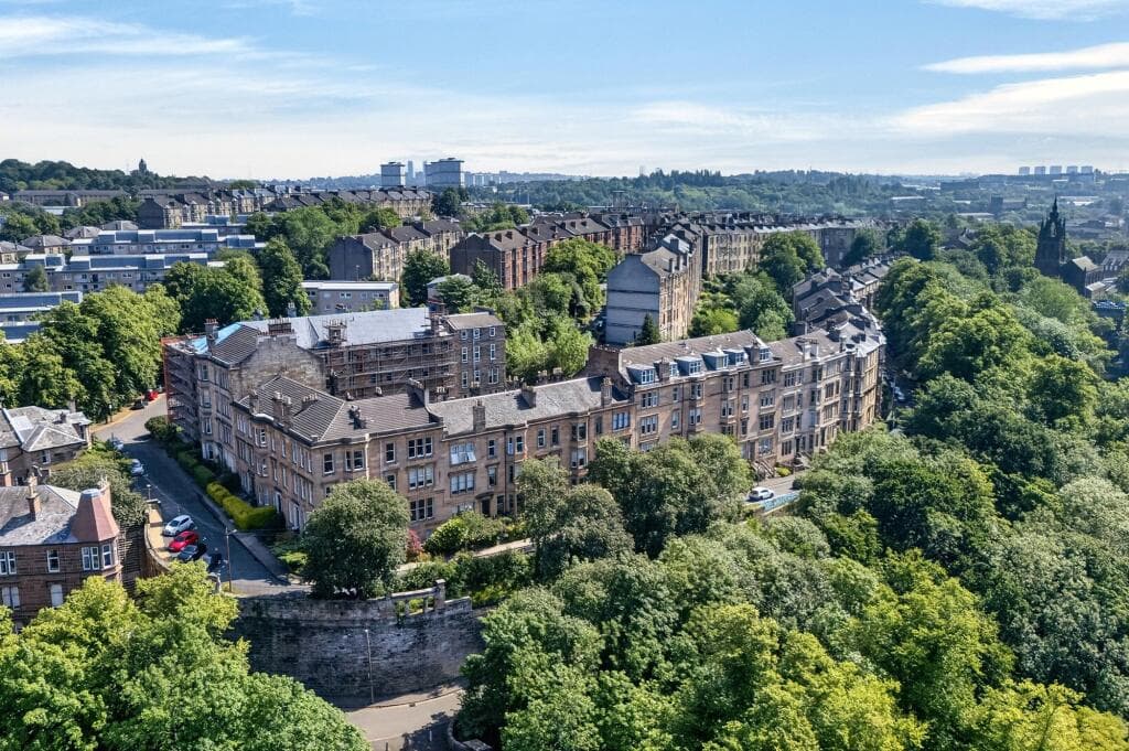 2 bedroom apartment for sale in Doune Quadrant, North Kelvinside, Glasgow, G20