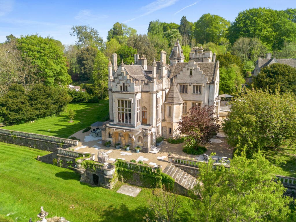 11 bedroom detached house for sale in Pooles Lane, Stroud, GL5