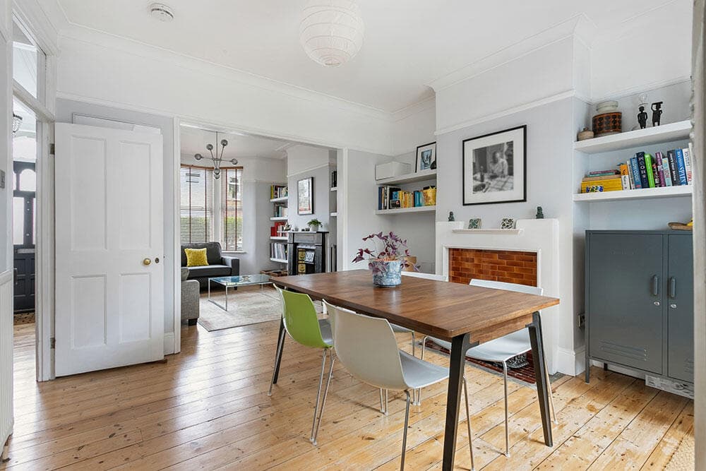 3 bedroom terraced house for sale in Richmond Road, Leytonstone, E11