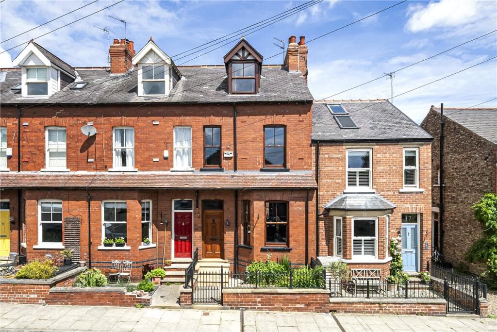4 bedroom terraced house for sale in Cameron Grove, York, North Yorkshire, YO23