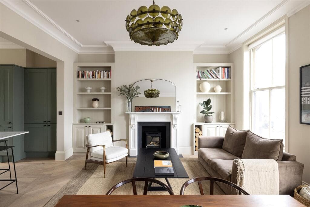 2 bedroom apartment for sale in Portobello Road, London, W10