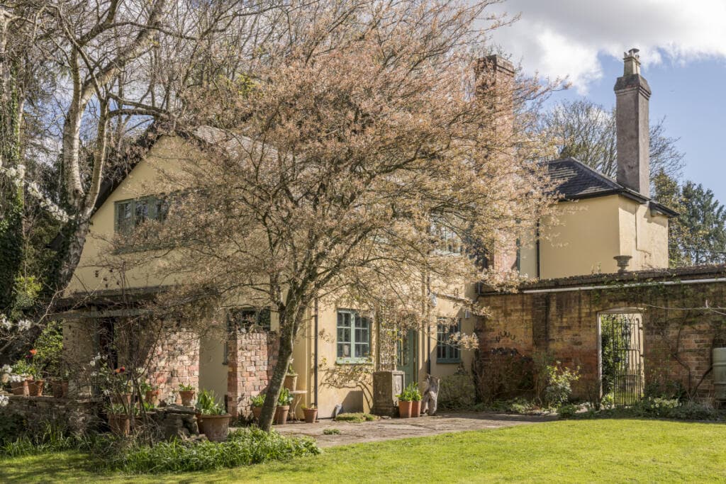 6 bedroom detached house for sale in Clatterbrune Farmhouse PRESTEIGNE LD8 2LB, LD8