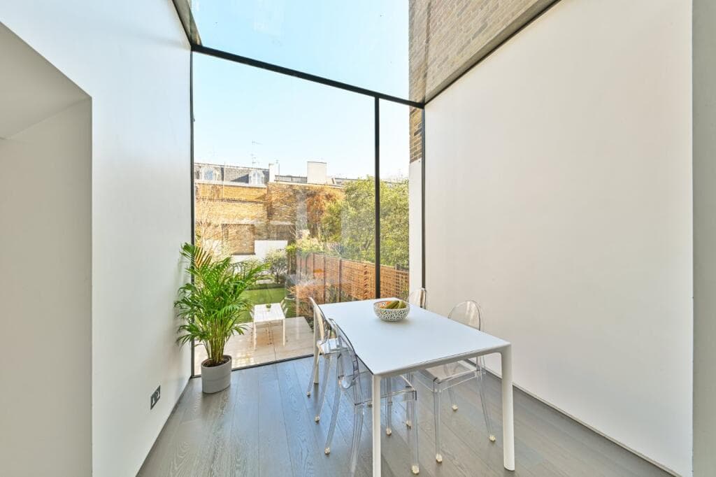 4 bedroom terraced house for sale in Paultons Square, Chelsea, London, SW3