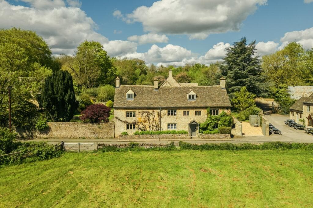 5 bedroom detached house for sale in Shilton, Burford, Oxfordshire, OX18