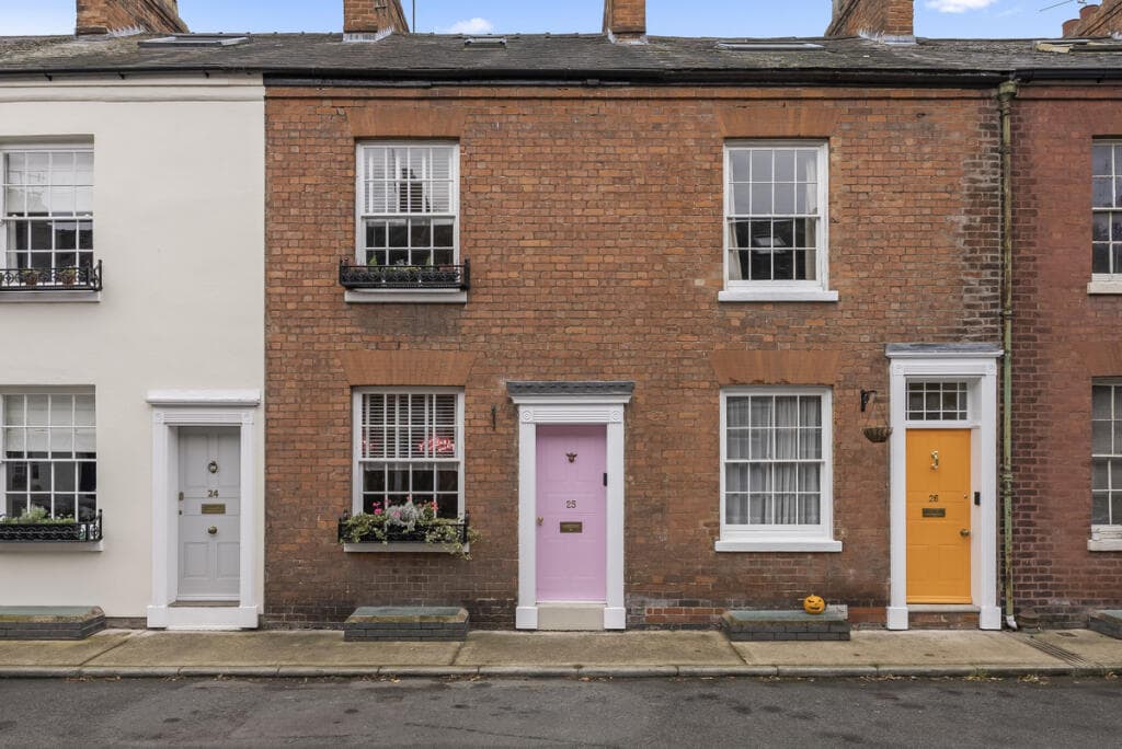 3 bedroom terraced house for sale in WR1 YORK PLACE, OFF BRITANNIA SQUARE. Prime Central Worcester, WR1