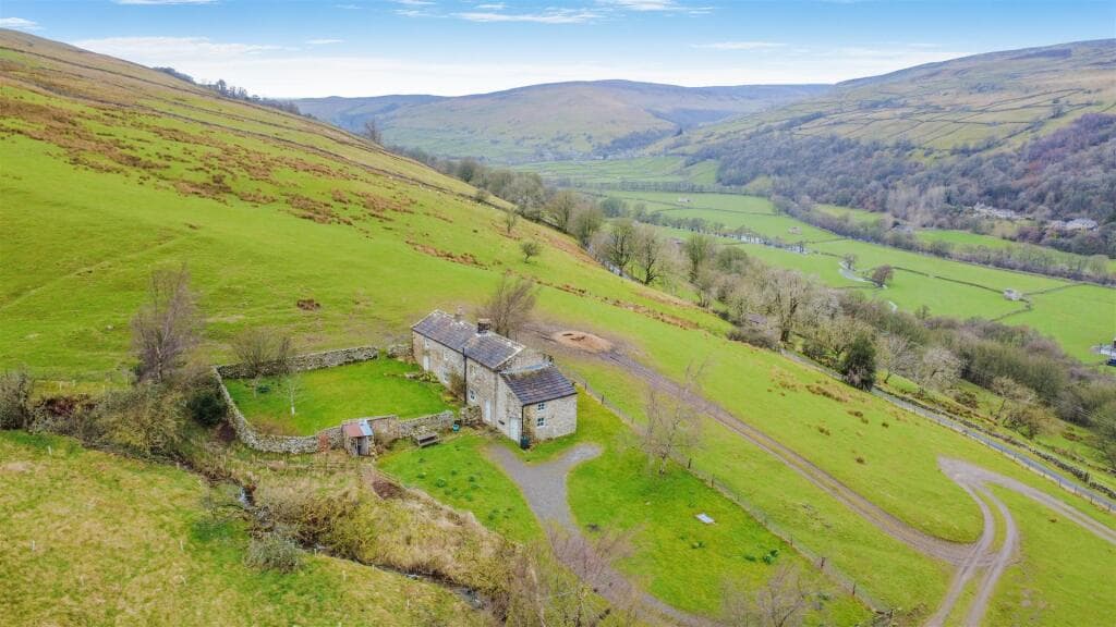 3 bedroom detached house for sale in Nettlebed House, Nr Low Row, Swaledale, DL11