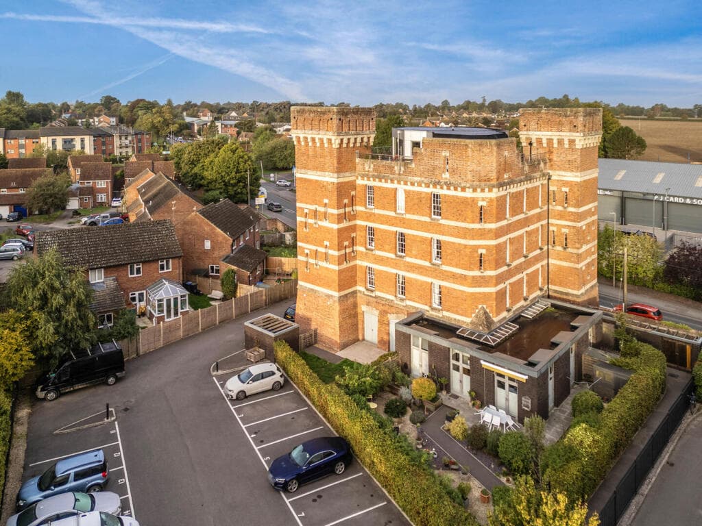 1 bedroom flat for sale in London Road, Devizes, SN10