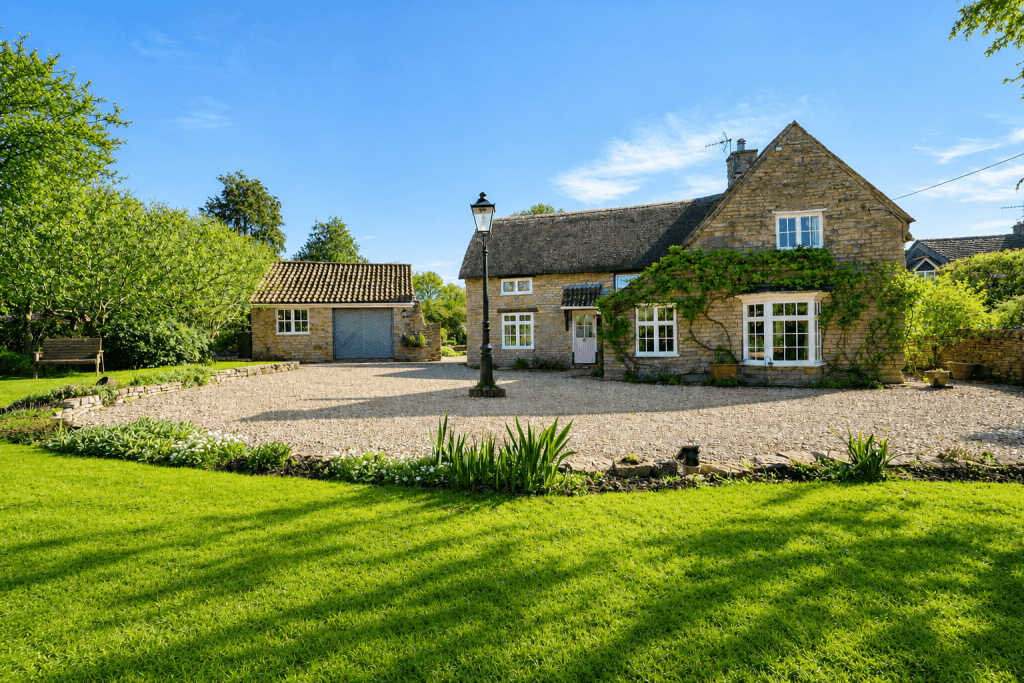 4 bedroom detached house for sale in Kingweston Road, Charlton Mackrell, TA11