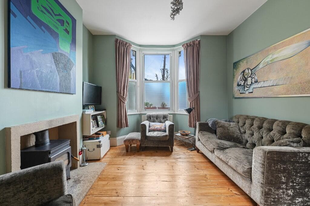 3 bedroom end of terrace house for sale in Horace Road, London, E7