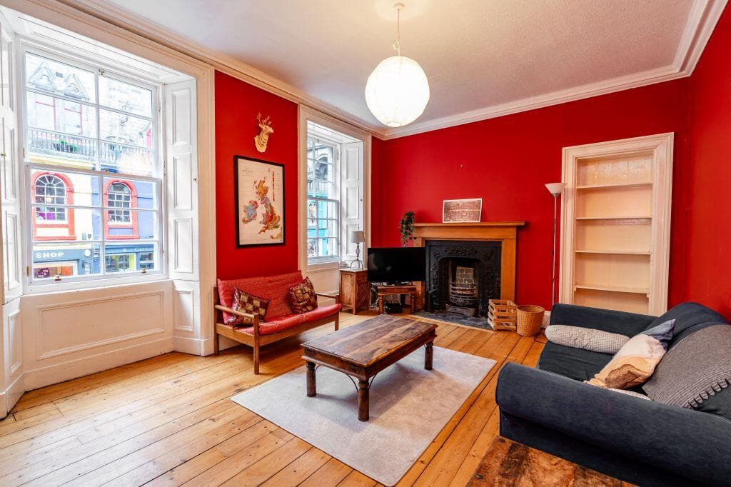 3 bedroom flat for sale in 5/1 Victoria Street, Edinburgh, EH1 2HE, EH1