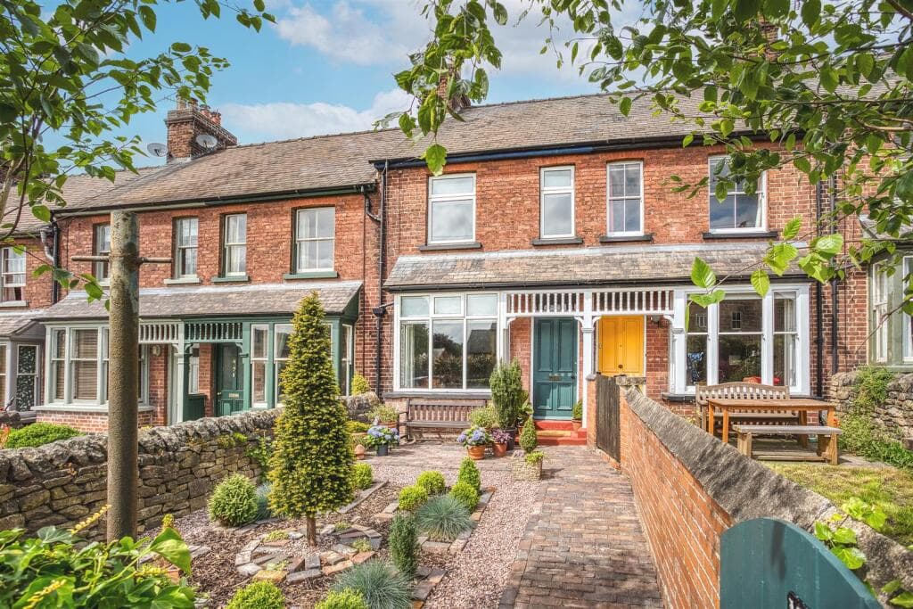 2 bedroom house for sale in George Street, Belper, DE56