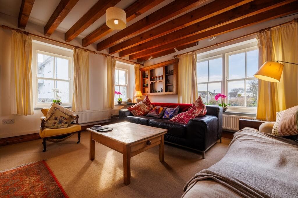 5 bedroom end of terrace house for sale in Catherine Street, St Davids, SA62