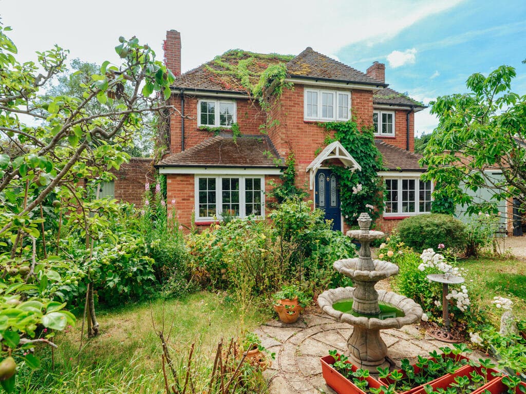 3 bedroom detached house for sale in Guarlford Road, Malvern, Worcestershire., WR14