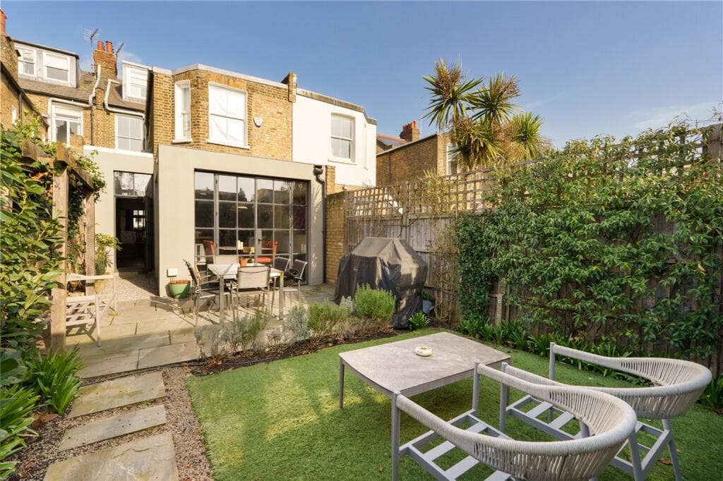 3 bedroom terraced house for sale in Kempe Road, Queens Park, London, NW6
