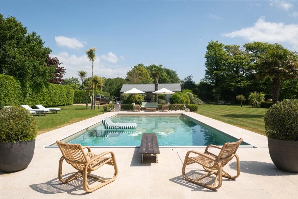 6 bedroom house for sale in Saltgrass Lane, Keyhaven, SO41