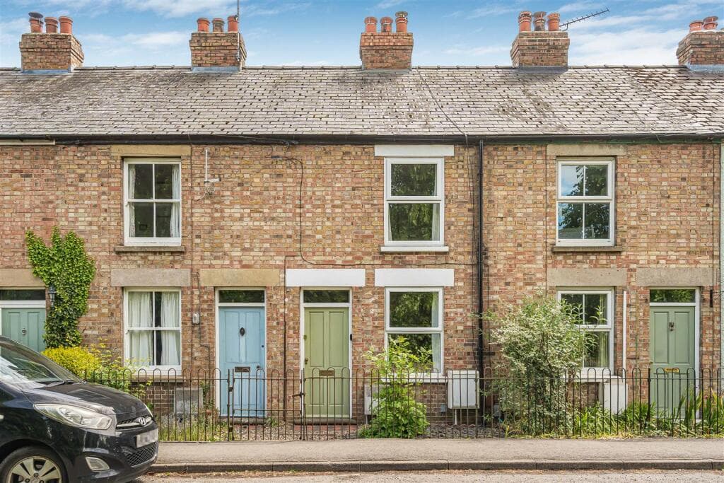2 bedroom terraced house for sale in Way Lane, Waterbeach, Cambridge, CB25