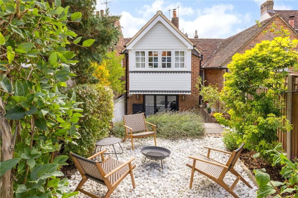 3 bedroom terraced house for sale in Sopwell Lane, St. Albans, Hertfordshire, AL1