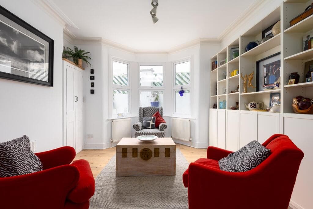 3 bedroom end of terrace house for sale in Withleigh Road, Knowle, BS4