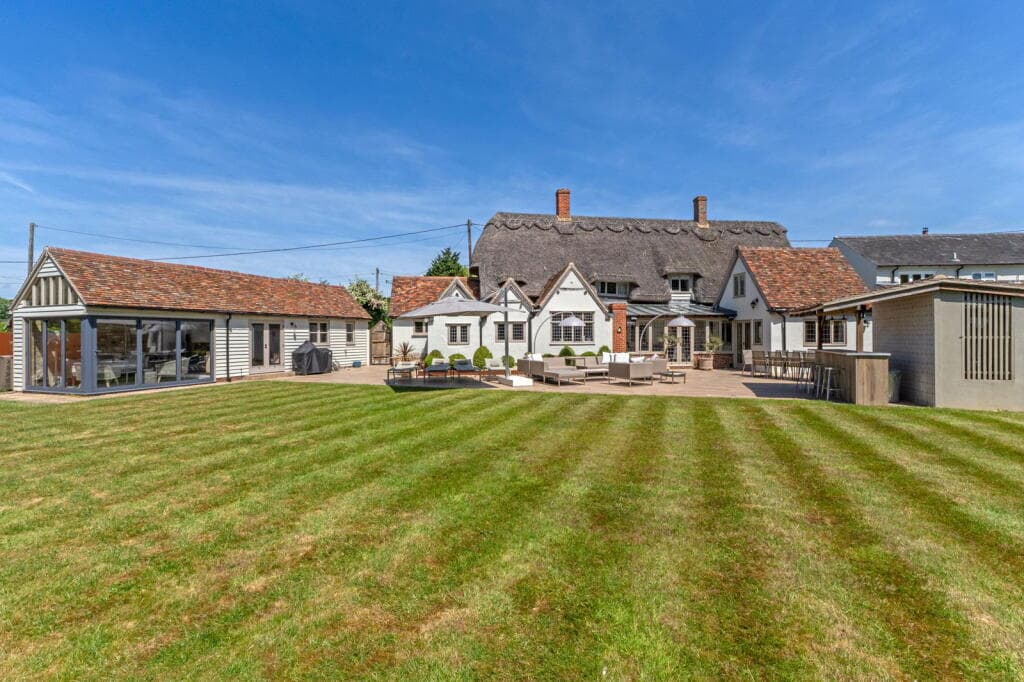 5 bedroom detached house for sale in Brooms, Langley Lower Green, Essex, CB11 4SB, CB11