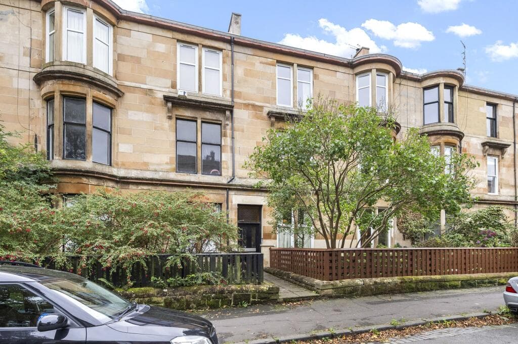2 bedroom apartment for sale in Lawrence Street, Dowanhill, Glasgow, G11