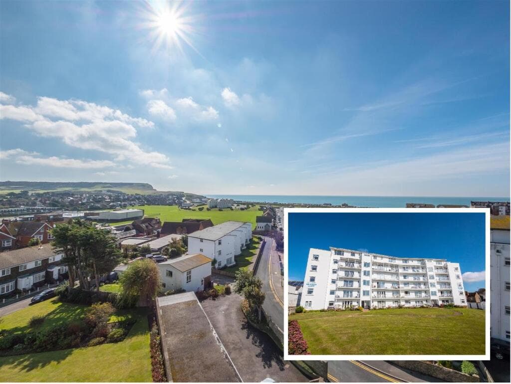 3 bedroom apartment for sale in Crooked Lane, Seaford, BN25