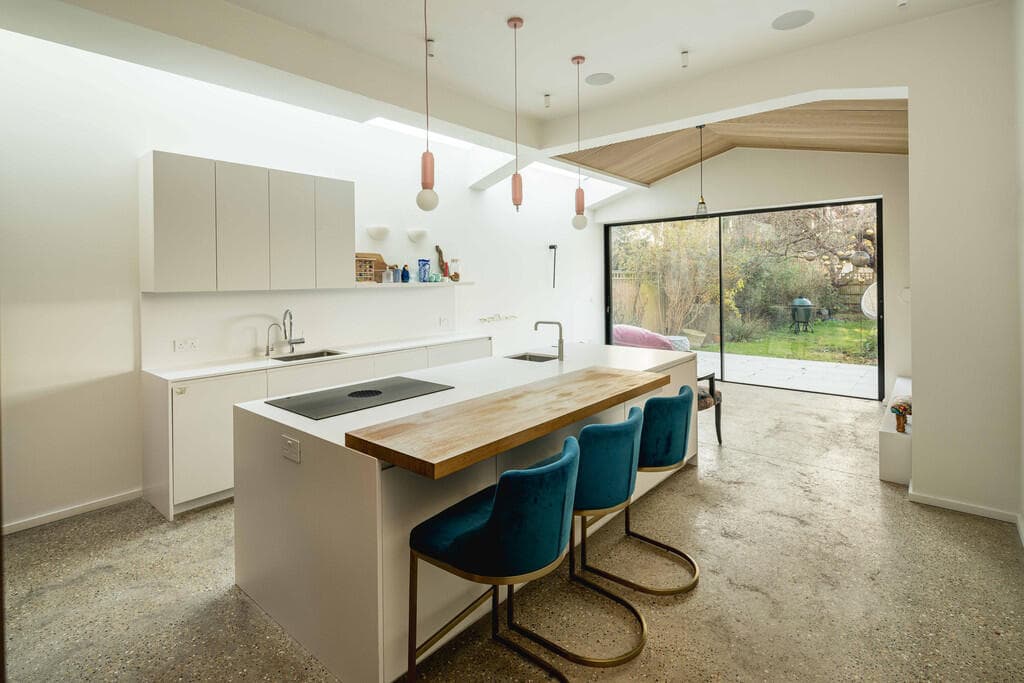 5 bedroom terraced house for sale in Turney Road, London, SE21