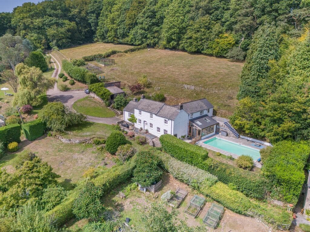 3 bedroom detached house for sale in Barbadoes Hill, Barbadoes, Tintern, Chepstow, NP16