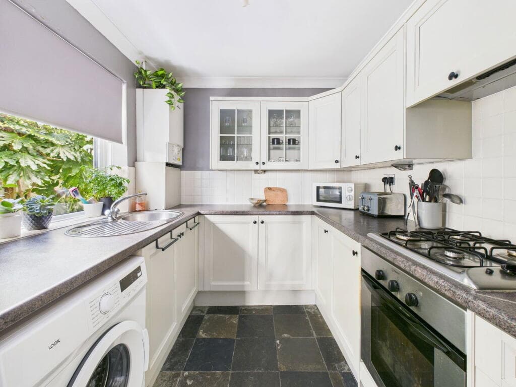 3 bedroom terraced house for sale in Ashdown Road, Worthing, BN11 1DF, BN11