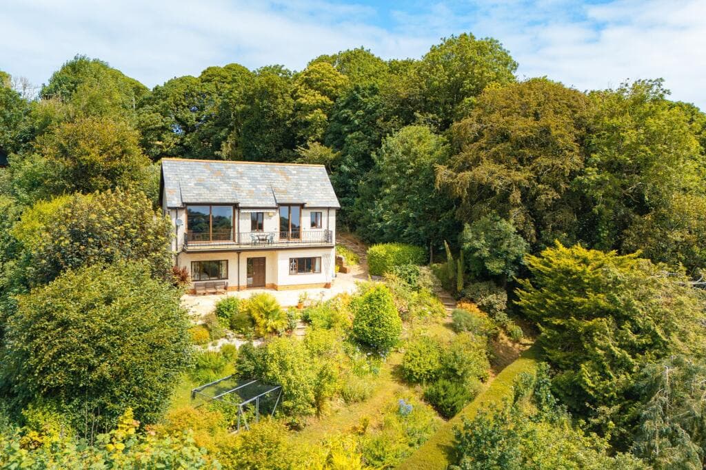 5 bedroom detached house for sale in Penmon, Beaumaris, LL58