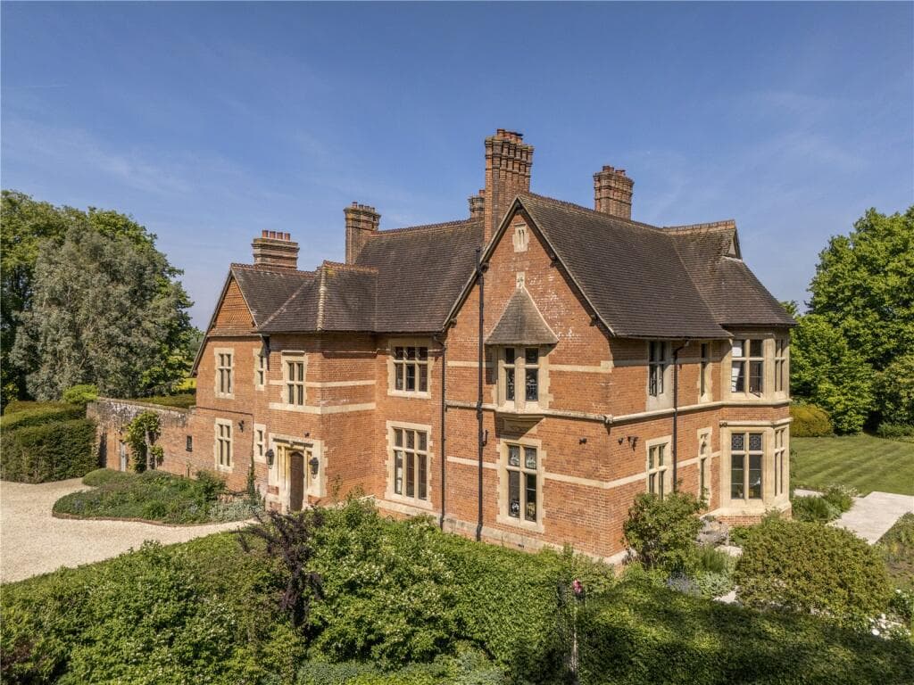 7 bedroom detached house for sale in Brightwalton, Newbury, Berkshire, RG20