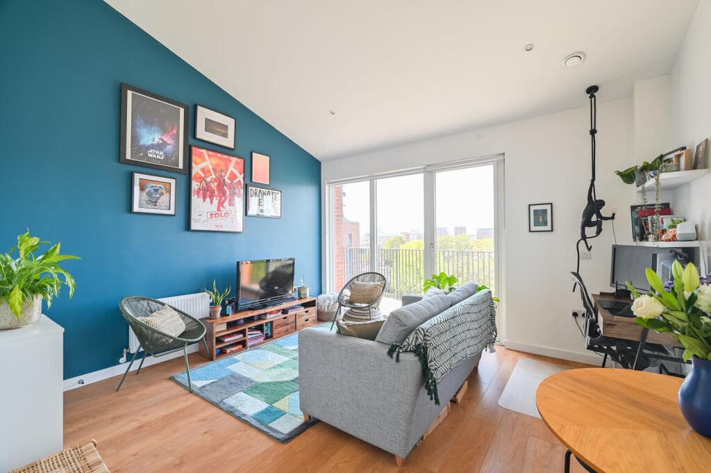 1 bedroom flat for sale in Navigation Road, Tower Hamlets, London, E3